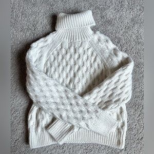 H&M knit turtle neck sweater